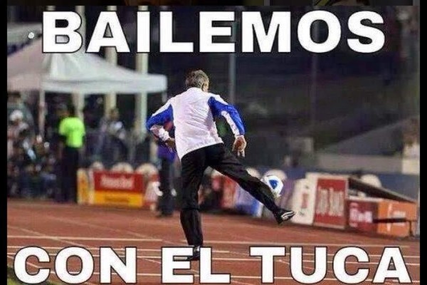 Al Tuca Ferreti le hicieron una despedida con divertidos memes