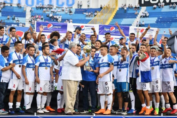 ¡Conócelos! Estos son los campeones y subcampeones del fútbol centroamericano