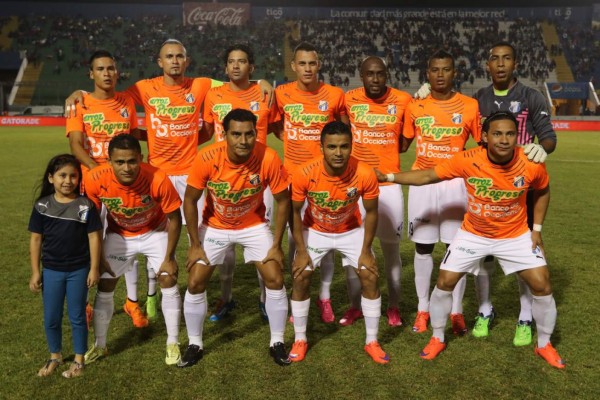 Los uniformes más raros que se han visto en la Liga Nacional de Honduras