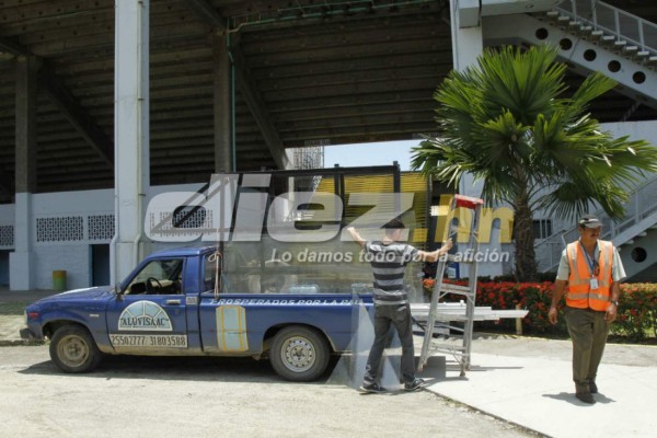 ¡BELLEZA! Así pulen el estadio Olímpico para el partido contra Estados Unidos