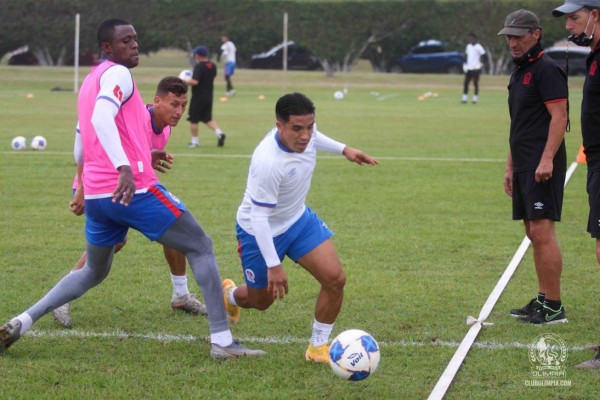 El 11 de lujo y con suplentes que pudo haber presentado Olimpia el sábado en clásico contra Motagua
