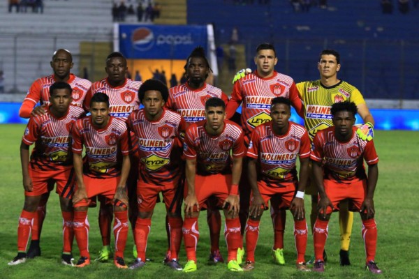 MERCADO: Robert Lima tuvo pláticas con Olimpia y cubano llega a Marathón