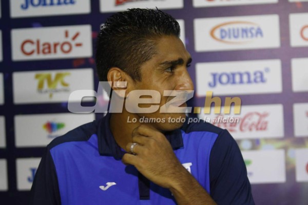 Honduras cerró su preparación con bromas, Costly de portero y un jugador pelón