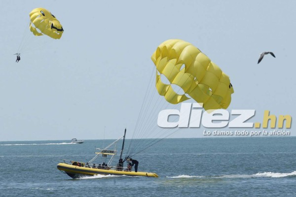 Las bellezas que calientan Fort Myers, lugar donde se concentra Honduras