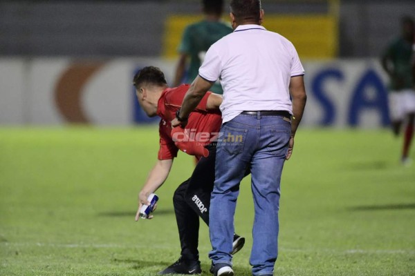 Afición reprende a Marathón; el irrespeto a Carlos Tábora y el descontrol de Obed Enamorado