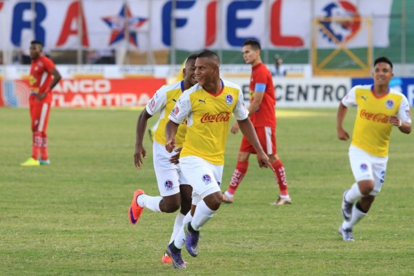 10 jugadores hondureños que podrían marcharse al extranjero este 2016