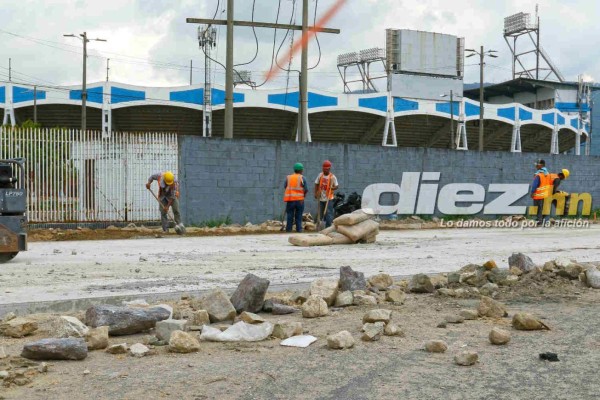 FOTOS: Así están las afueras del Olímpico previo al Real España-Olimpia
