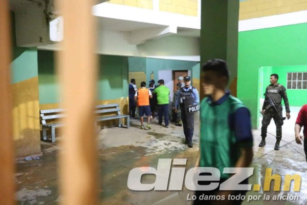 No se vio en TV: La bronca de Rubilio Castillo en camerinos y la frustración del Olimpia