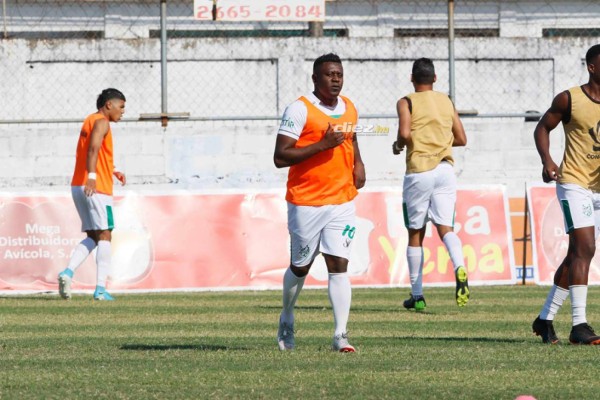¡Adiós capitán! Edgar Álvarez se despide del fútbol profesional con tremenda ovación