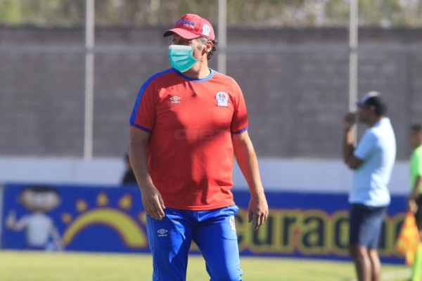 En fotos: Así serían los clásicos de Liga en Honduras con jugadores usando mascarillas