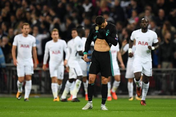 Lo que no se vio en tv: Las 'caras largas' de CR7 y de todo el Madrid en Wembley