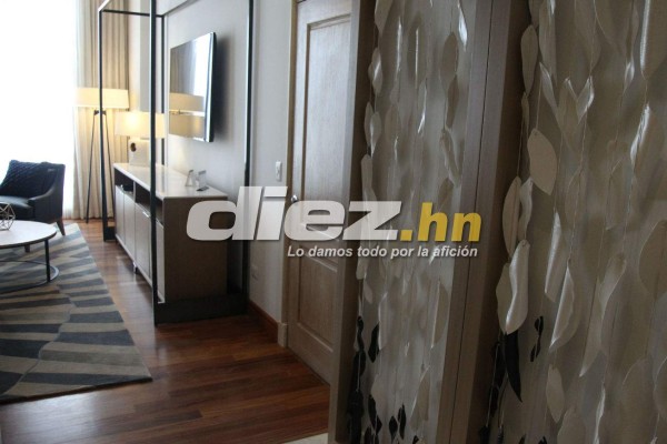 Almohadas de algodón egipcio y otros lujos esperan a Ronaldinho en Honduras