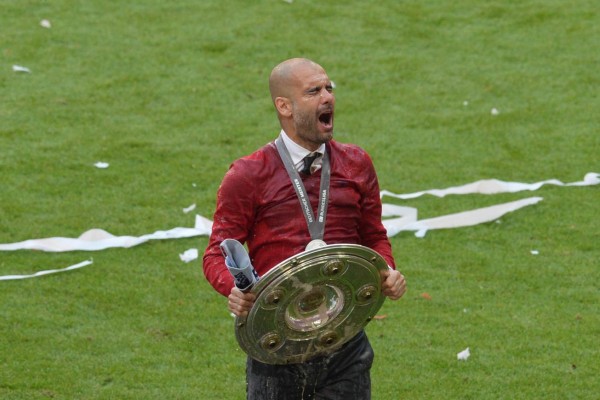 Bayern Munich estrena copa y uniforme en Alemania