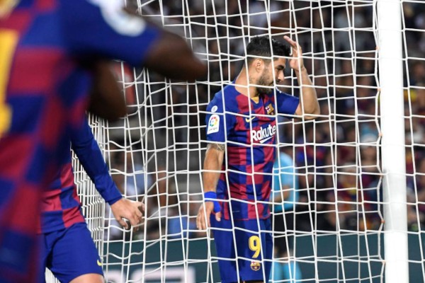 No viste en TV: La hermosa chica en las gradas, el dolor de Messi y así lo vivió Arturo Vidal