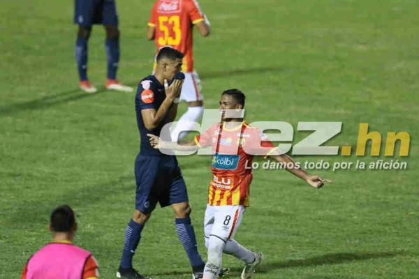 NO SE VIO EN TV: El drama de los jugadores de Motagua y la inolvidable pancarta en gradería