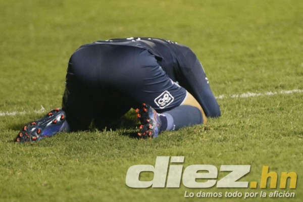 Las dolorosas imágenes de los jugadores de Motagua tras perder la final ante Saprissa