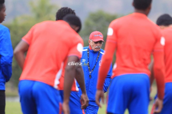 FOTOS: Caras serias y hermetismo en el entrenamiento de Olimpia