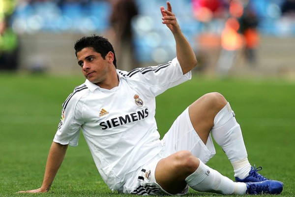 El ataque de Cicinho a Raúl, Guti, Salgado y Casillas en su época en Real Madrid