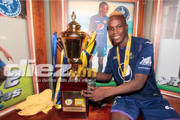 Así celebró Motagua en su camerino
