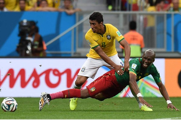 Brasil venció 4-1 a Camerún y amarra primer lugar
