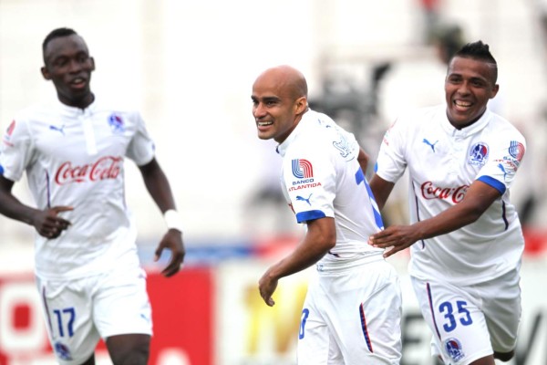 Olimpia da paliza al Platense con goleada de 5-0.