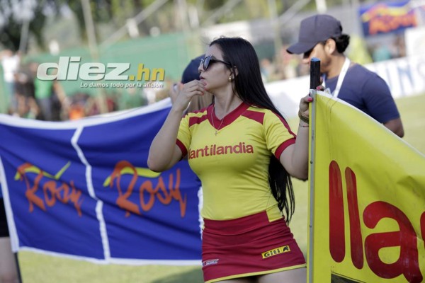 ¡Solo bellezas! El Yankel Rosenthal se viste de gala y nos muestra a sus niñas lindas