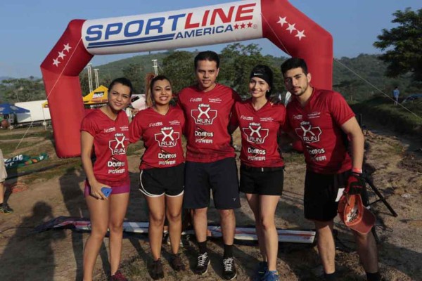 Las mejores imágenes de ambiente previo al DIEZ X-Run 2014