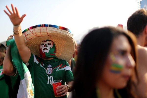 Ambiente en partido Brasil Mexico