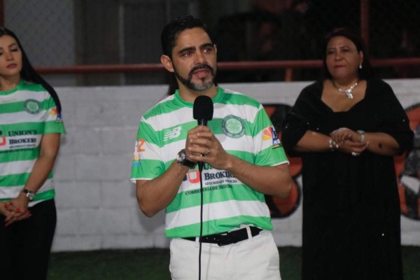 Emilio Izaguirre inaugura una academia del Celtic de Escocia en Honduras