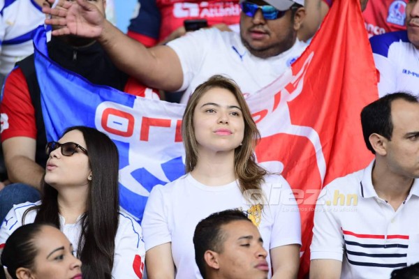 Derroche de sensualidad: Las chicas más bellas del Olimpia - Marathón