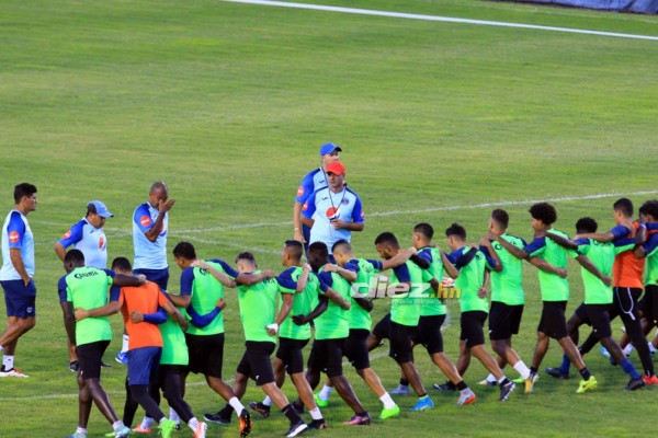 CURIOSAS: Georgie Welcome regresa al Nacional y así fue el último entreno del Motagua