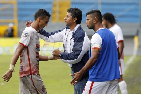 CURIOSAS: Lágrimas, frustración y el noble gesto del Real Sociedad en el Morazán