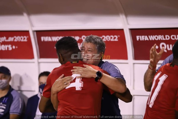 La noche que pintaba como fiesta y terminó en una pesadilla para 'Bolillo' Gómez en su debut con Honduras