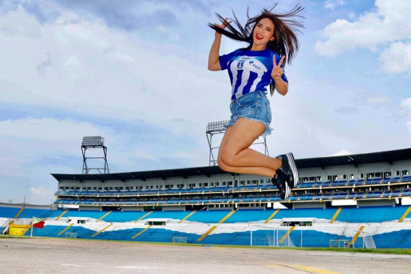 FOTOS: Conocé a la aficionada más bella que tiene la Selección de Honduras