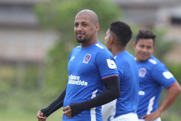 Olimpia: Futbolistas a los que les renace la ilusión de volver a jugar con llegada de Keosseián