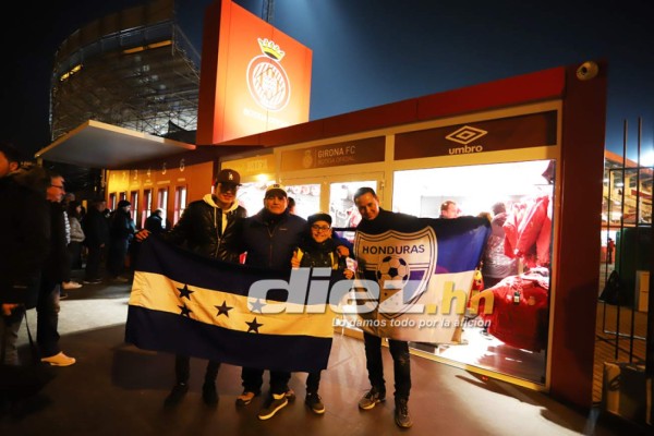 FOTOS: El festejo íntimo del Choco Lozano y la camisa para Amado Guevara