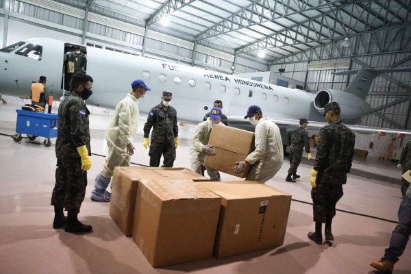 Llegan a Honduras respiradores donados por ex nadador para la lucha contra el coronavirus