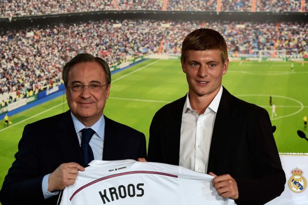 Toni Kroos fue presentado como nuevo jugador del Real Madrid.