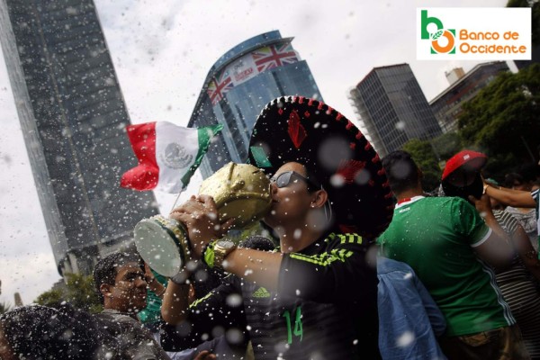 En fotos: El bonito ambiente y las bellas mujeres que engalanan esta jornada en el Mundial de Rusia