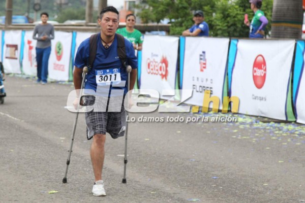 Gran fiesta: La belleza y todo el color que dejó la Sexta Maratón Sula 2017