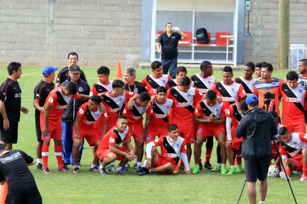 MERCADO: Canterano del Sevilla llega a Real Sociedad y UPN busca refuerzos