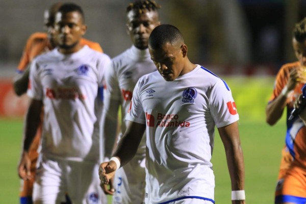 Kike Lanza: Espinoza debe bajar un poco sus impulsos para tener mejor entorno y un poco de paz