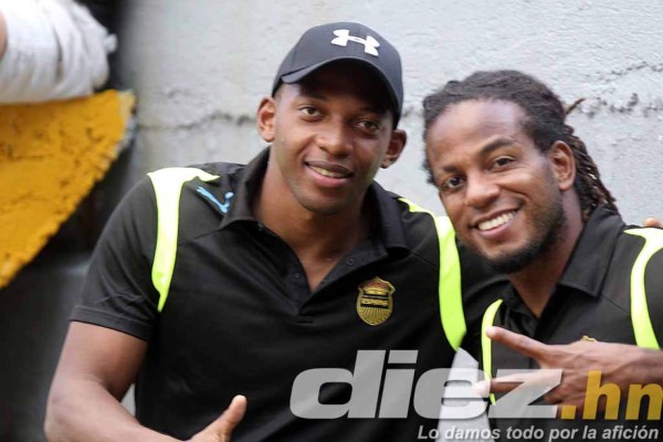 Las mejores imágenes de ambiente Real España-Olimpia.