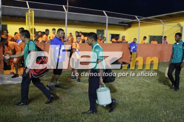 ¡Como novia de pueblo! Así quedó el Honduras Progreso y UPN