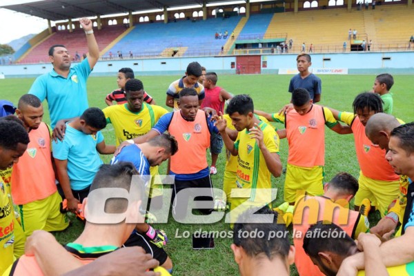 Lo que no se vio por la TV: Bailes, tristezas, alegrías y goles