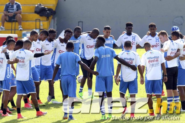 FOTOS: Carlo Costly irradia optimismo en su primer entreno con Honduras