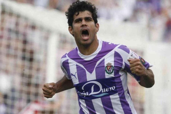 Los futbolistas que nacieron en los barrios más pobres de su país y ahora son estrellas