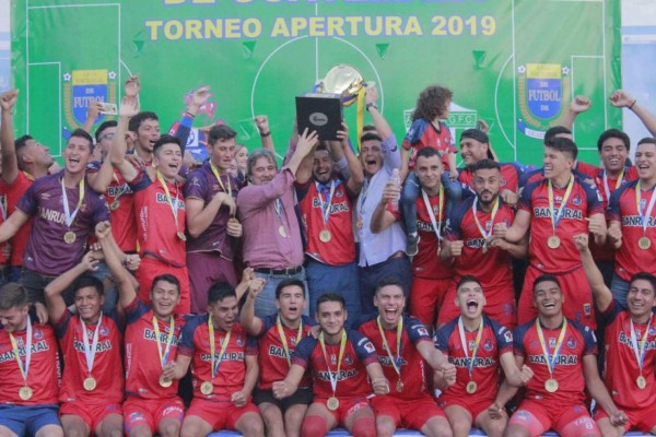 El blog de Elmer López: En el siglo XXI, Olimpia es el segundo equipo del mundo con más títulos de liga ganados y el primero en América