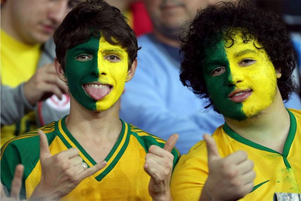 Ambiente del Brasil-Honduras en el estadio Beira-Rio en Porto Alegre