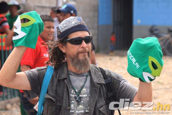 Ambiente festivo en Juticalpa en la final de Ascenso